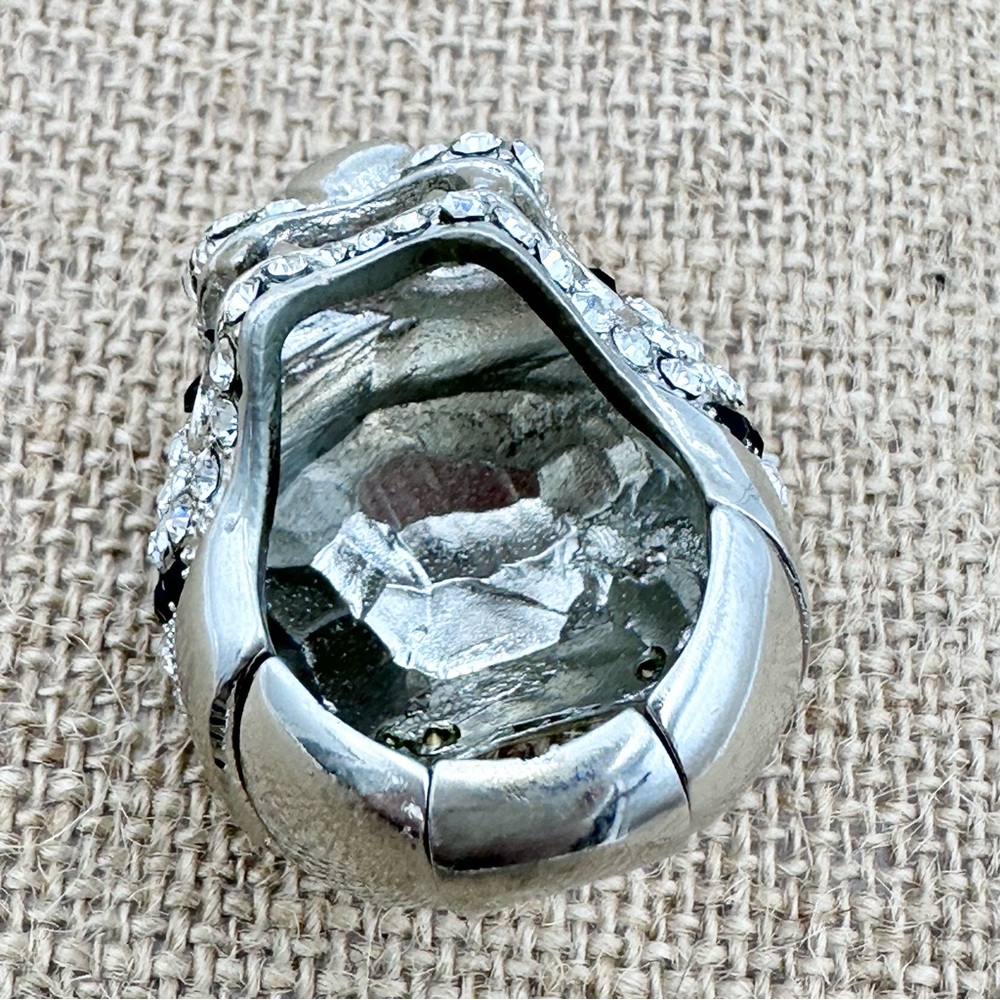 Large Tiger Face Rhinestone Cocktail Stretch Ring - Picture 7 of 7